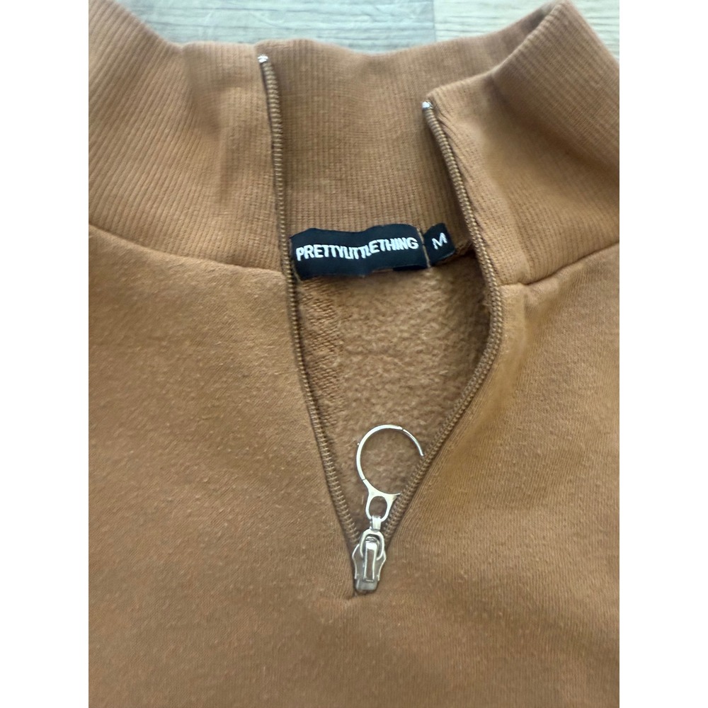 PrettyLittleThing Brown Cropped Quarter-Zip Sweatshirt - SizE med - Picture 2 of 3